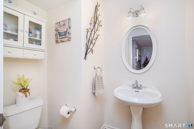 1705 Eaton Court 1705, Danbury, CT 06811