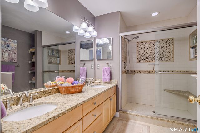 1705 Eaton Court 1705, Danbury, CT 06811