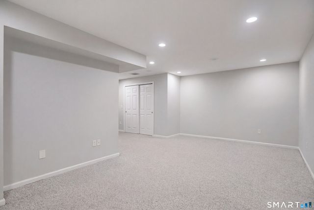 1705 Eaton Court 1705, Danbury, CT 06811