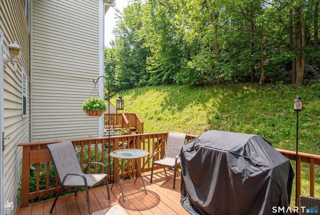 1705 Eaton Court 1705, Danbury, CT 06811