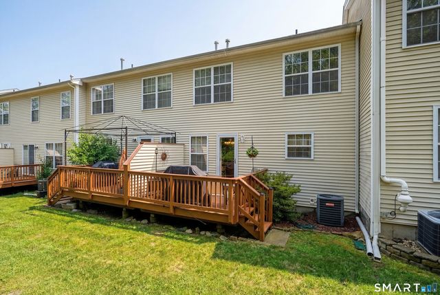 1705 Eaton Court 1705, Danbury, CT 06811