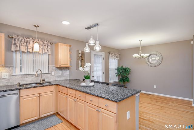 1705 Eaton Court 1705, Danbury, CT 06811