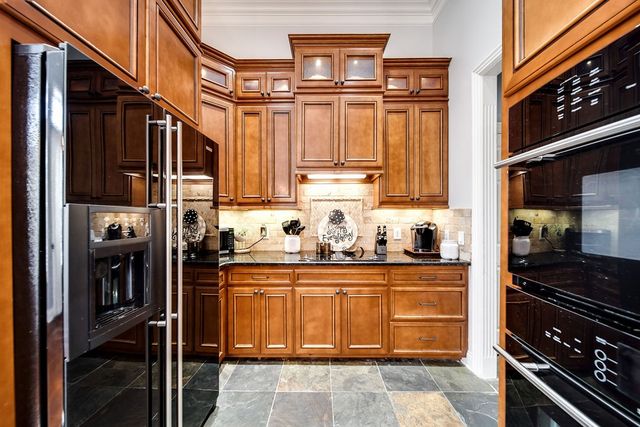 1111 Isaac Franklin Dr, Gallatin, TN 37066