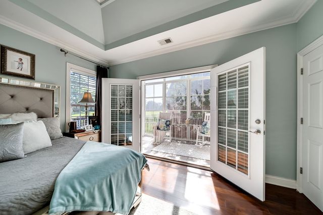 1111 Isaac Franklin Dr, Gallatin, TN 37066