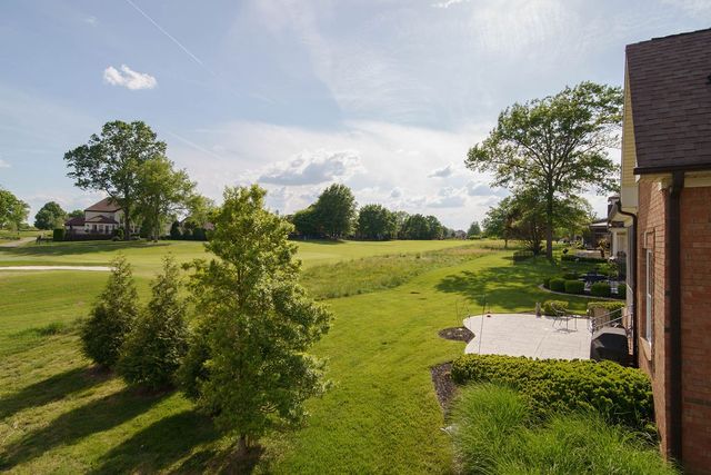 1111 Isaac Franklin Dr, Gallatin, TN 37066