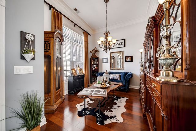 1111 Isaac Franklin Dr, Gallatin, TN 37066