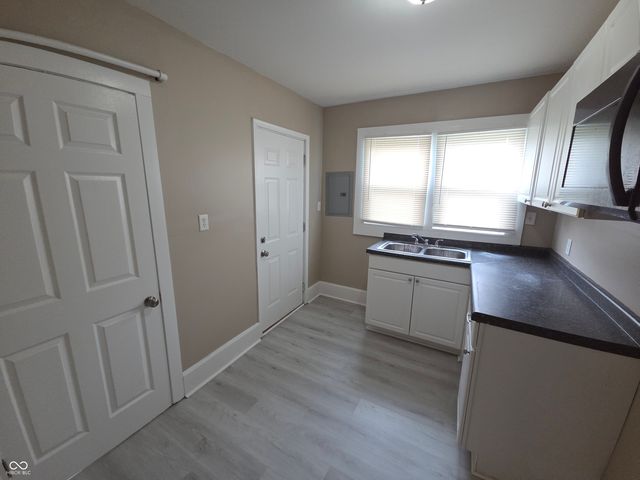 1337 Lee Street, Indianapolis, IN 46221