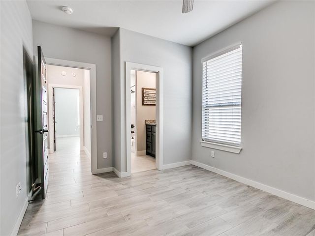 1732 W Zachary Way, Mustang, OK 73064