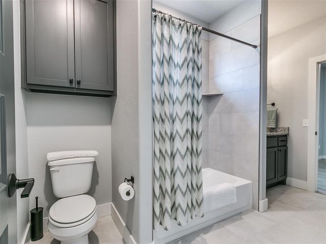 1732 W Zachary Way, Mustang, OK 73064