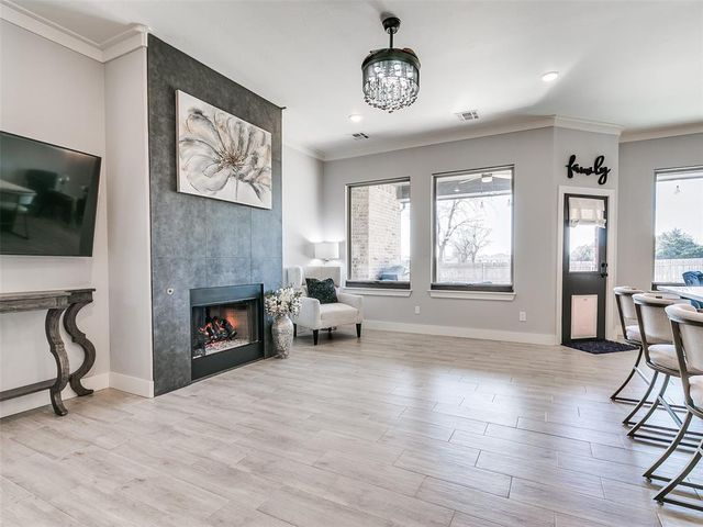 1732 W Zachary Way, Mustang, OK 73064