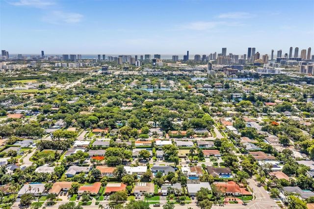 19901 Highland Lakes Blvd, Miami, FL 33179