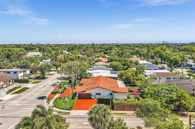 19901 Highland Lakes Blvd, Miami, FL 33179