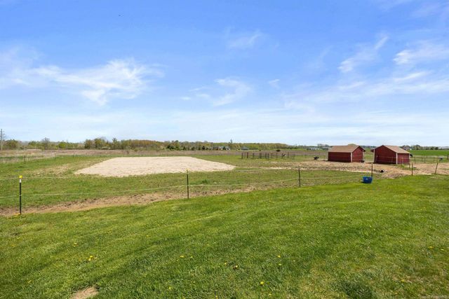 7613 Fisher Road, Avoca, MI 48006