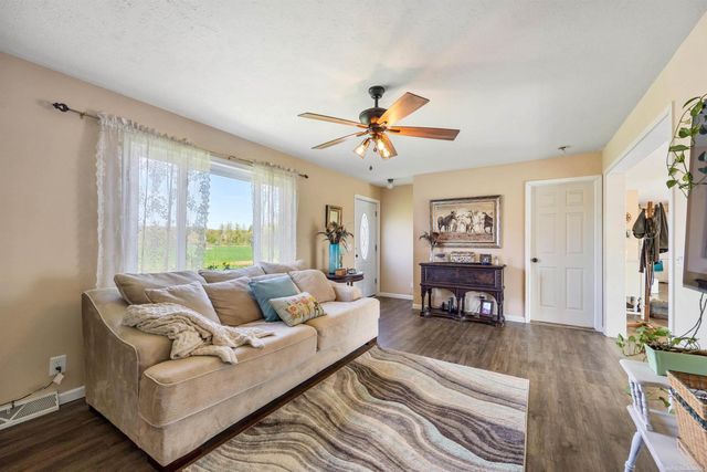 7613 Fisher Road, Avoca, MI 48006