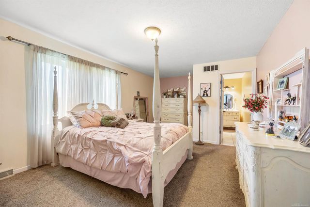 7613 Fisher Road, Avoca, MI 48006