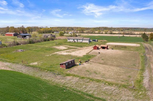 7613 Fisher Road, Avoca, MI 48006
