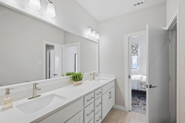 2309 Rook Drive, Dallas, TX 75211