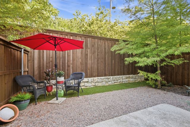 2309 Rook Drive, Dallas, TX 75211