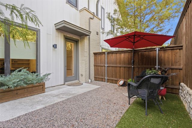 2309 Rook Drive, Dallas, TX 75211
