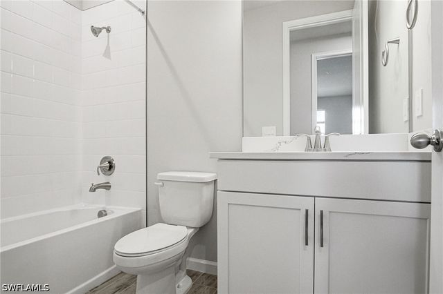 4646 Arboretum CIR 201, Naples, FL 34112