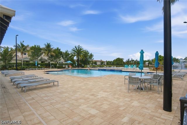 4646 Arboretum CIR 201, Naples, FL 34112