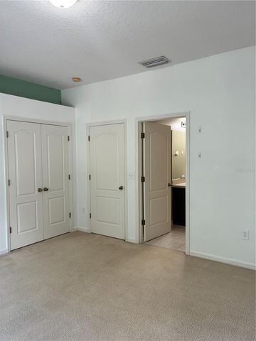 1110 SLEEPY OAK DR, Wesley Chapel, FL 33543