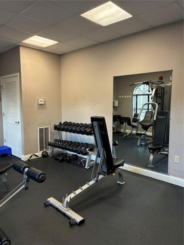 1110 SLEEPY OAK DR, Wesley Chapel, FL 33543