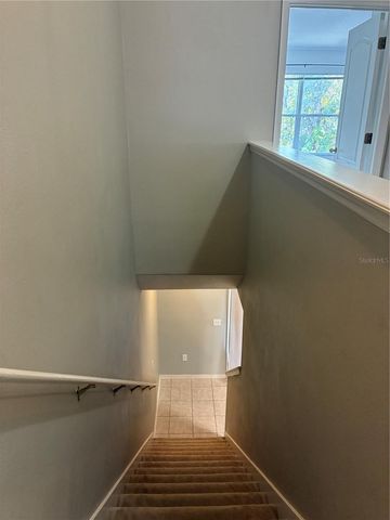 1110 SLEEPY OAK DR, Wesley Chapel, FL 33543