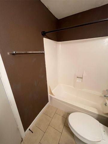 710 E Dean Keeton ST 104, Austin, TX 78705