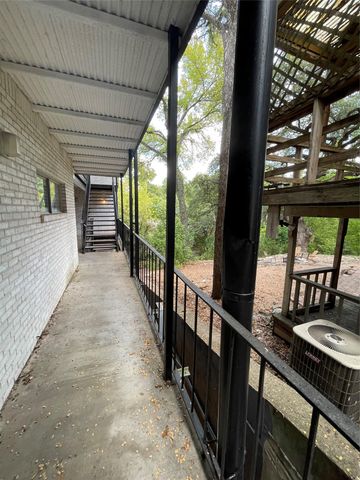 710 E Dean Keeton ST 104, Austin, TX 78705