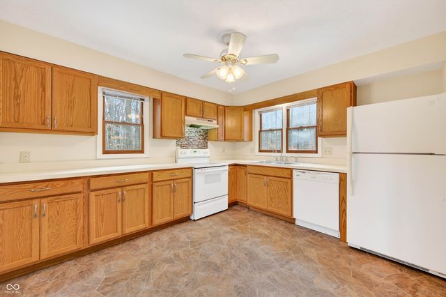 8461 Bonito Drive, Nineveh, IN 46164