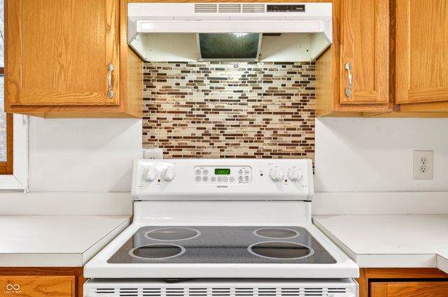 8461 Bonito Drive, Nineveh, IN 46164