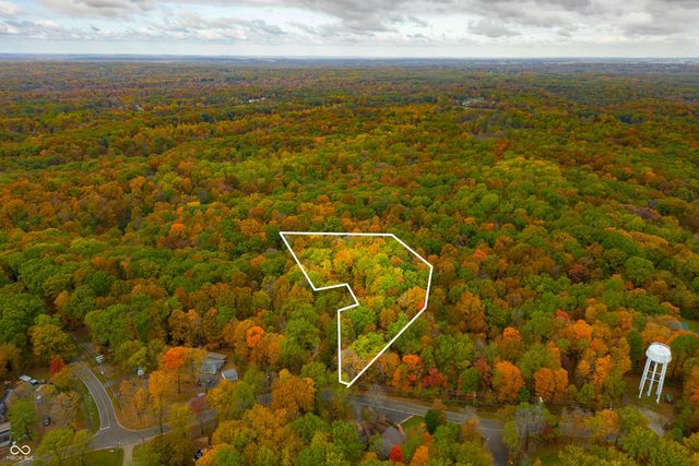 8461 Bonito Drive, Nineveh, IN 46164