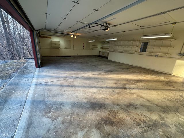 8461 Bonito Drive, Nineveh, IN 46164