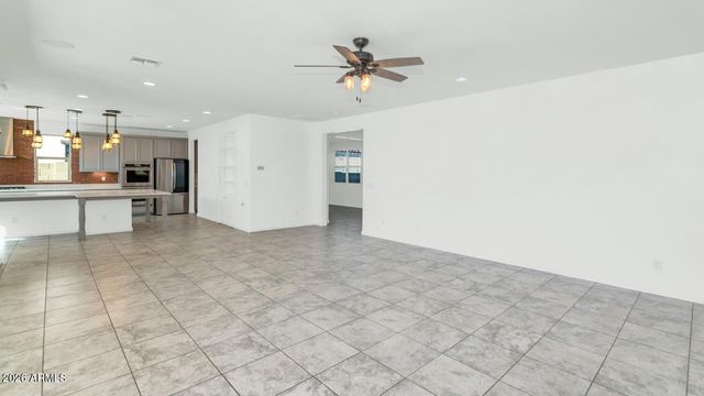 9645 E THEIA Drive, Mesa, AZ 85212
