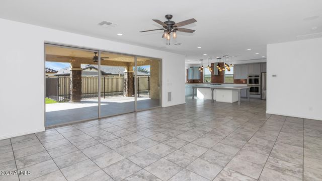 9645 E THEIA Drive, Mesa, AZ 85212