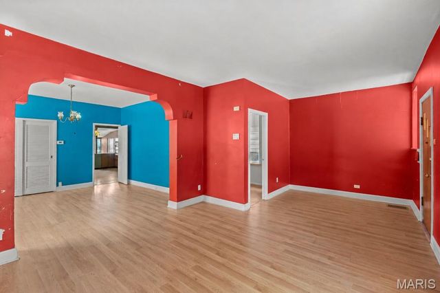 4922 Eichelberger Street, St Louis, MO 63109