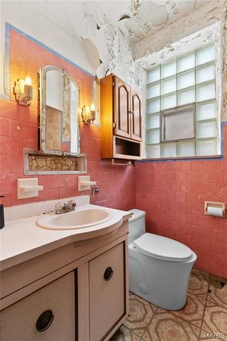 4922 Eichelberger Street, St Louis, MO 63109