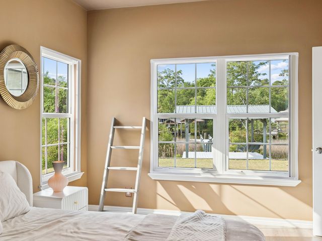 198 Waterside Lane, Freeport, FL 32439