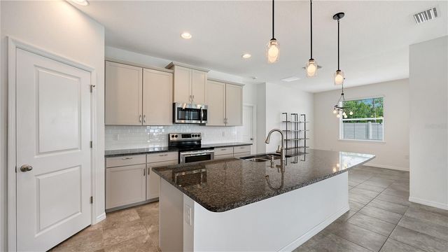 15127 LAS OLAS PLACE, Bradenton, FL 34212