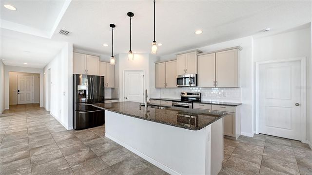15127 LAS OLAS PLACE, Bradenton, FL 34212