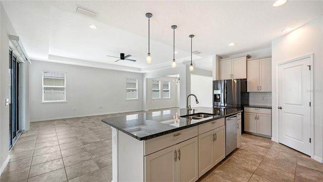 15127 LAS OLAS PLACE, Bradenton, FL 34212
