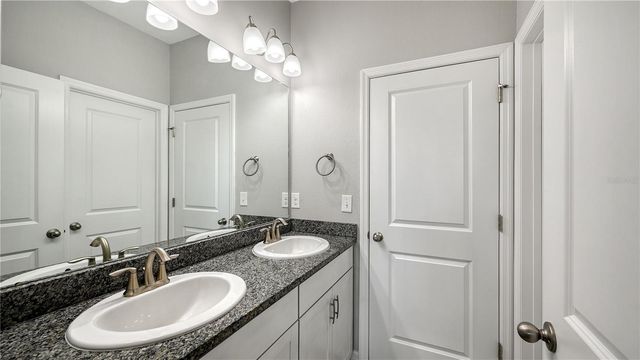 15127 LAS OLAS PLACE, Bradenton, FL 34212