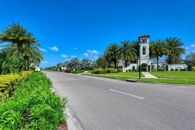 15127 LAS OLAS PLACE, Bradenton, FL 34212