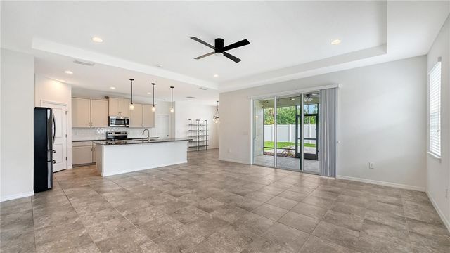 15127 LAS OLAS PLACE, Bradenton, FL 34212