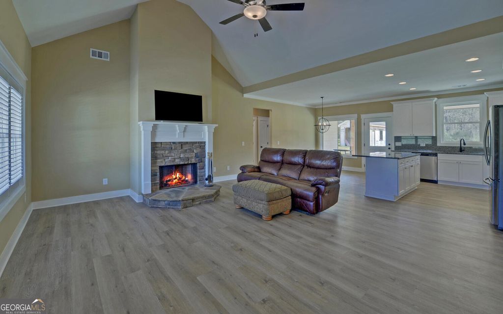 111 Topher Street, Hartwell, GA 30643 — photo 5