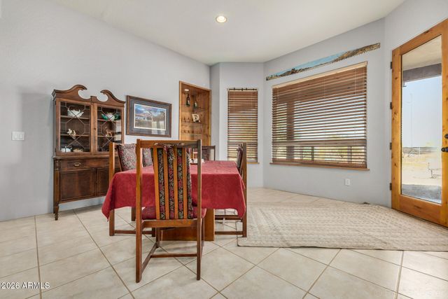 2244 E CAVALRY Road, New River, AZ 85087