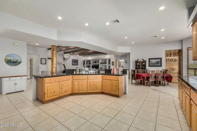 2244 E CAVALRY Road, New River, AZ 85087