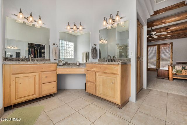 2244 E CAVALRY Road, New River, AZ 85087