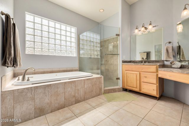 2244 E CAVALRY Road, New River, AZ 85087